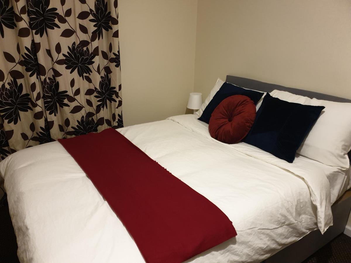 2 Bedroom Lovely Apartment In Woolwich London Kültér fotó